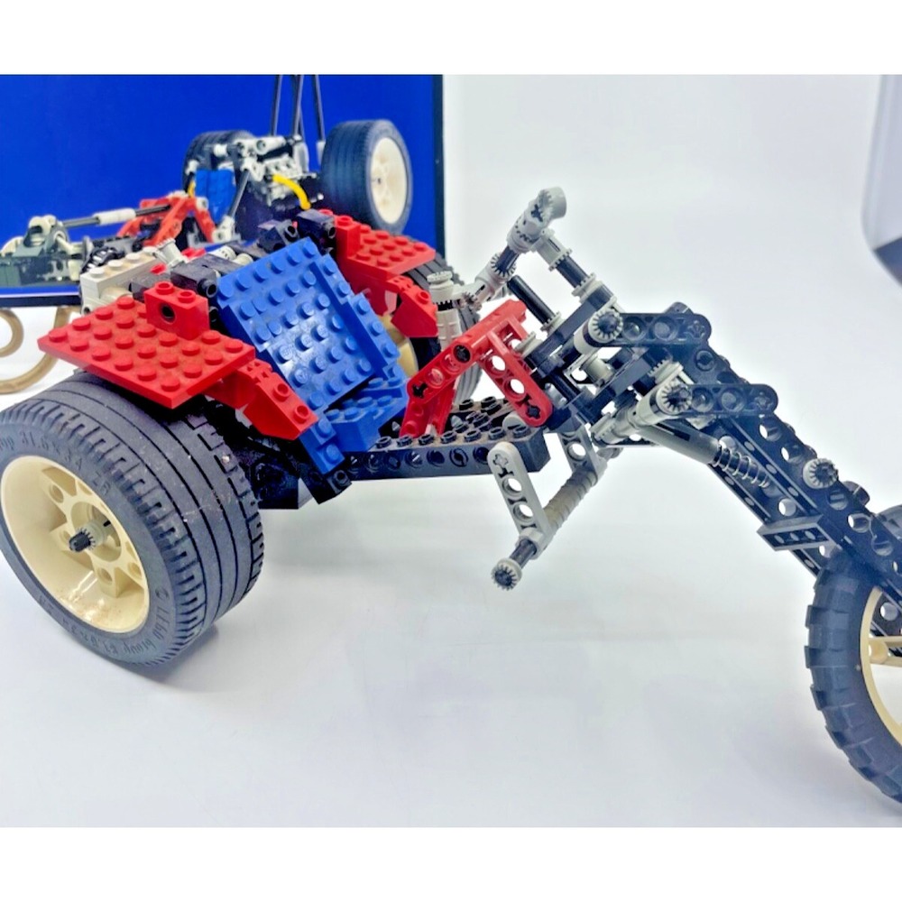 Vintage 1993 LegoTechnique Street Chopper,100% complete,384 pieces,box,instructi - Picture 8 of 16